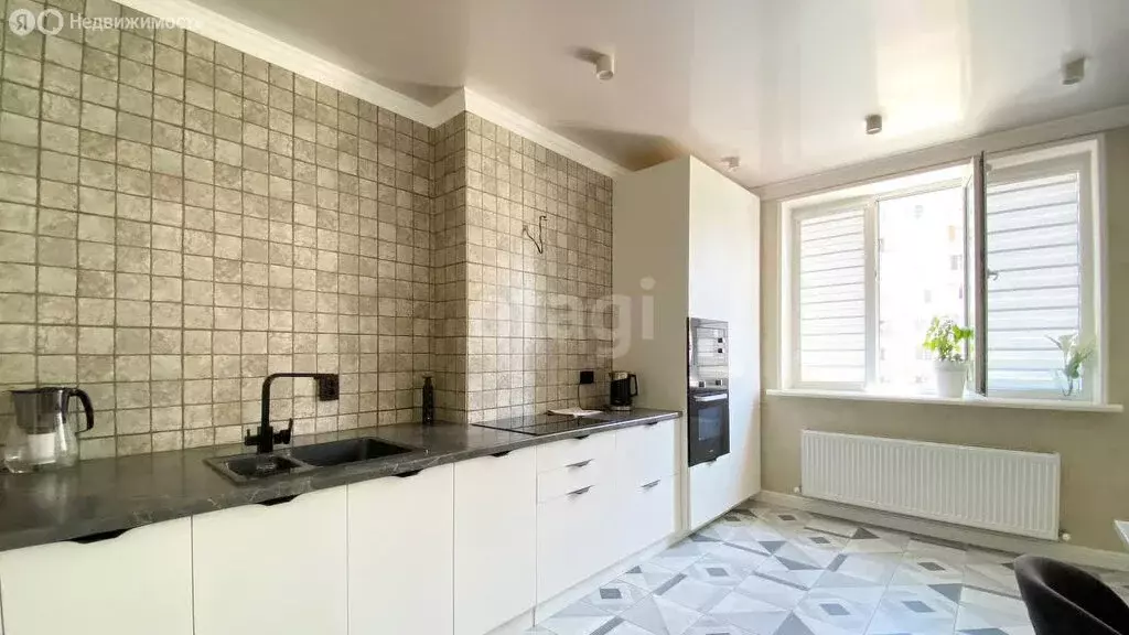2-комнатная квартира: Нальчик, ул. Атажукина (57 м) - Фото 1