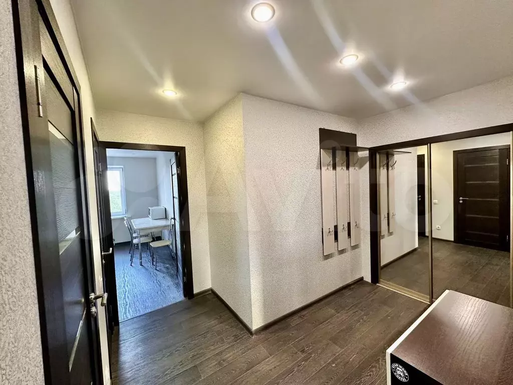 1-к. квартира, 45 м, 5/5 эт. - Фото 1
