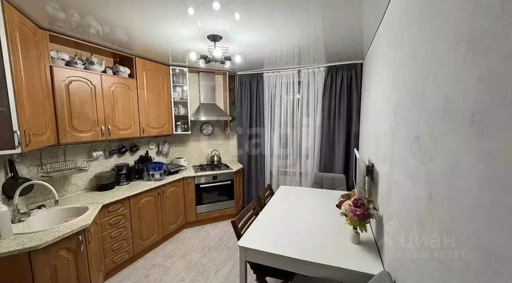 3-к кв. Башкортостан, Уфа ул. Маршала Жукова, 18 (69.9 м) - Фото 1