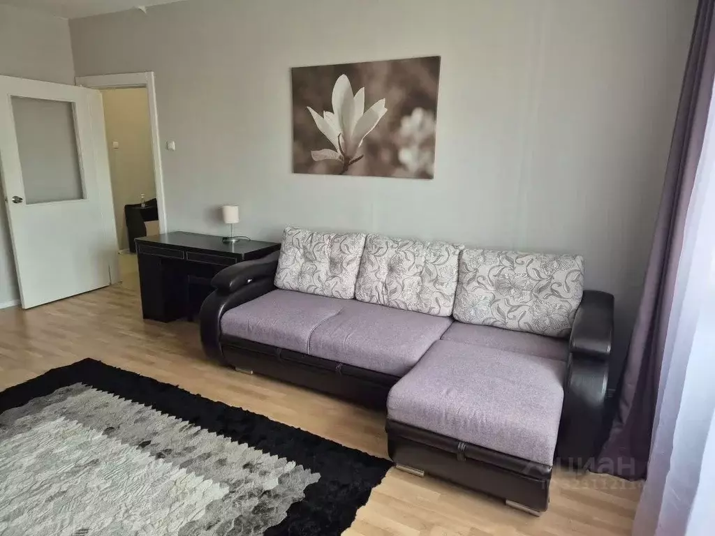 2-к кв. Ямало-Ненецкий АО, Новый Уренгой Оптимистов мкр, 10/1 (66.1 м) - Фото 2