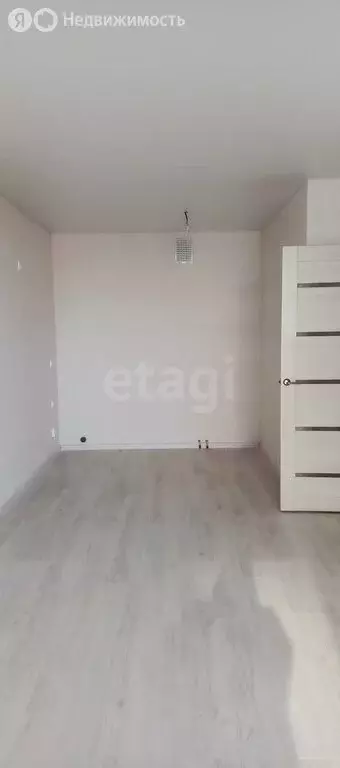 2-комнатная квартира: Пермь, улица Сергея Есенина, 9Ак1 (32.7 м) - Фото 1