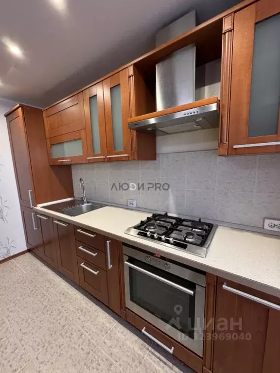 3-к кв. Саратовская область, Саратов Ипподромная ул., 12 (64.0 м) - Фото 1