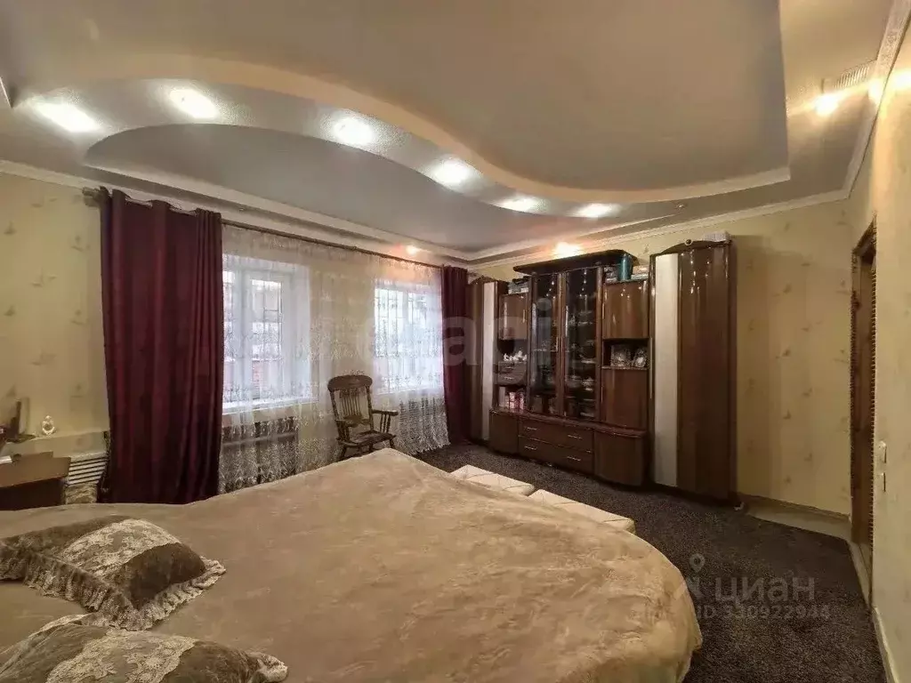 Дом в Ростовская область, Пролетарск ул. Думенко (98 м) - Фото 1