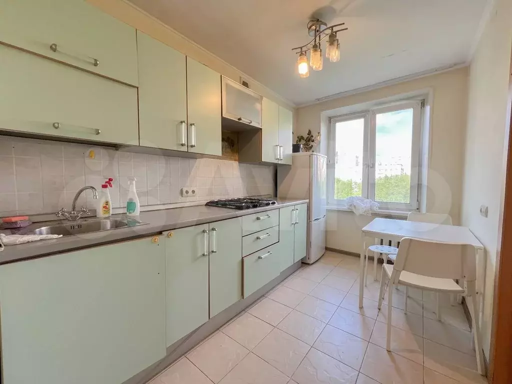 2-к. квартира, 40,5 м, 9/9 эт. - Фото 0