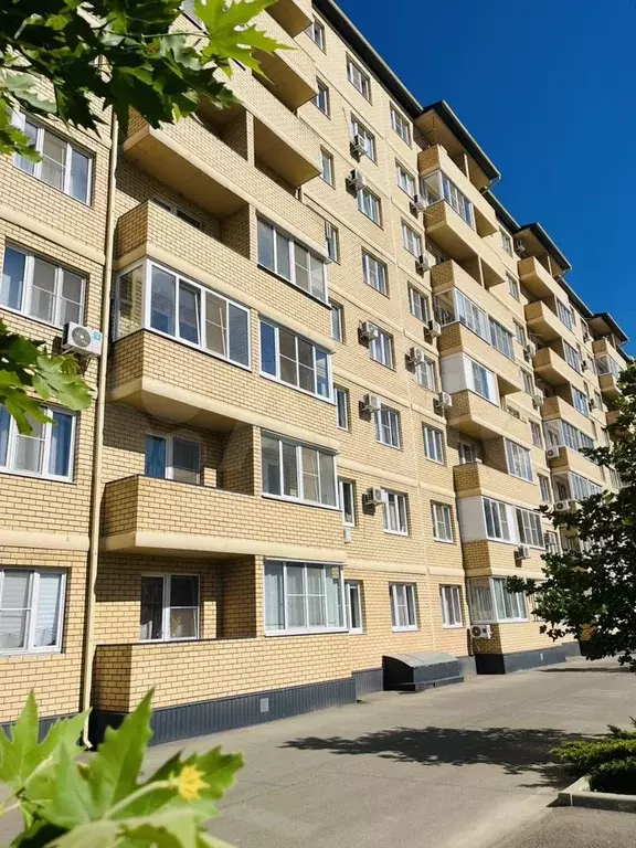 2-к. квартира, 60 м, 4/8 эт. - Фото 0