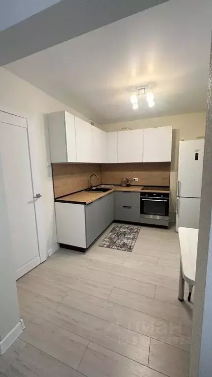 1-к кв. Татарстан, Казань ул. Александра Курынова, 5к2 (35.0 м) - Фото 1