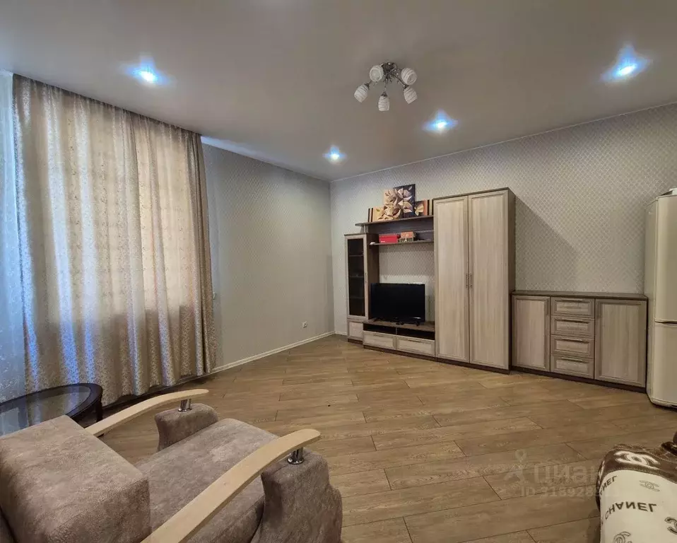 1-к кв. Новосибирская область, Новосибирск ул. Кирова, 342 (46.8 м) - Фото 0