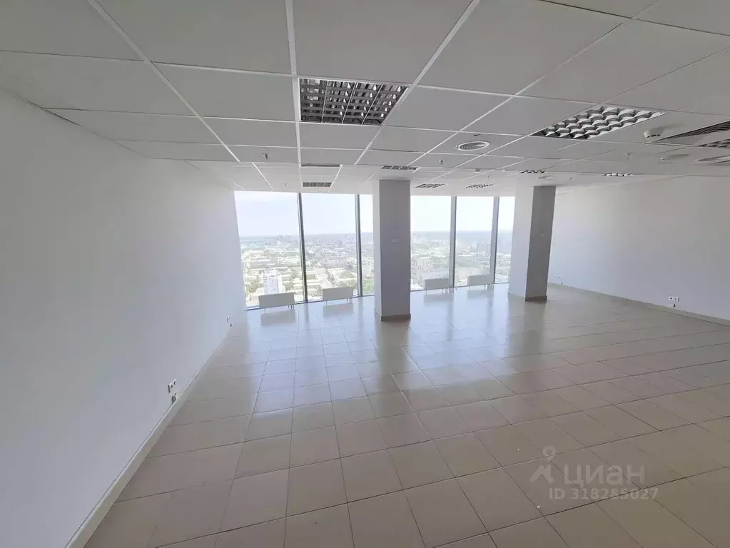 Офис в Свердловская область, Екатеринбург ул. Малышева, 51 (77 м) - Фото 0