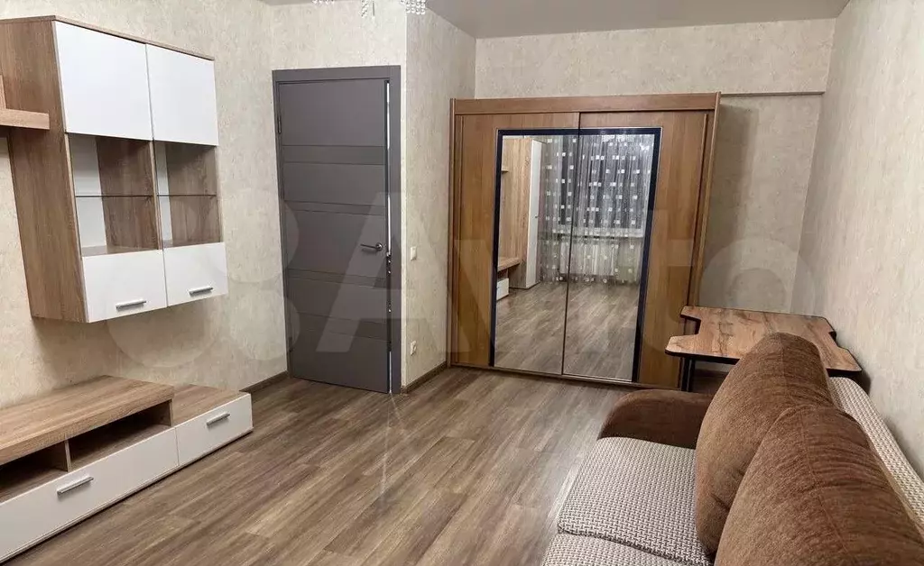 1-к. квартира, 40 м, 5/9 эт. - Фото 0