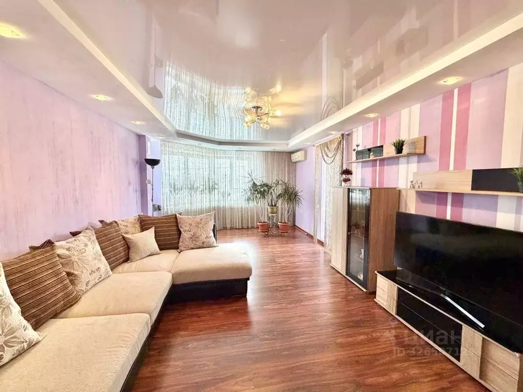 2-к кв. Волгоградская область, Волгоград ул. Маршала Еременко, 44 ... - Фото 1