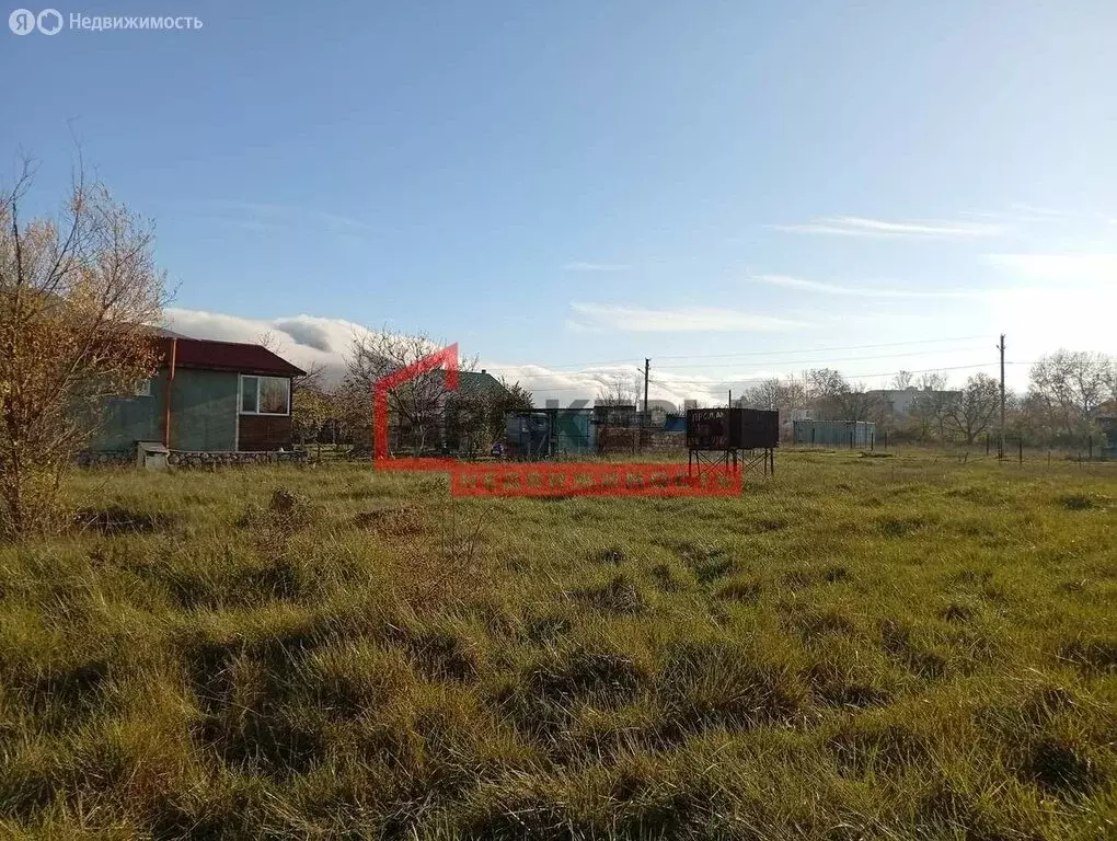 Участок в Орлиное, Вишнёвая улица, 13 (5 м) - Фото 2