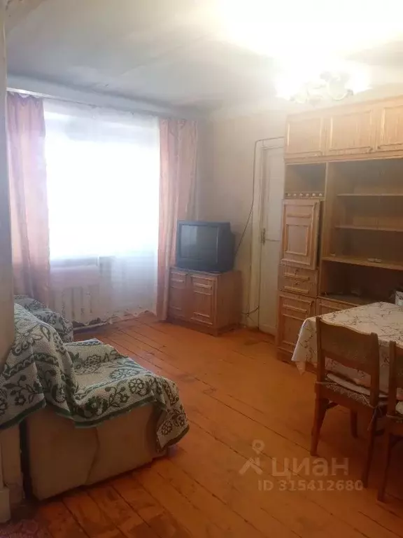 2-к кв. Башкортостан, Уфа просп. Октября, 62 (40.0 м) - Фото 0