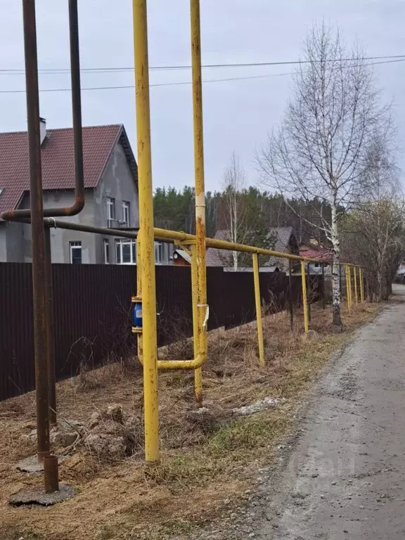 Участок в Свердловская область, Среднеуральск муниципальный округ, д. ... - Фото 1