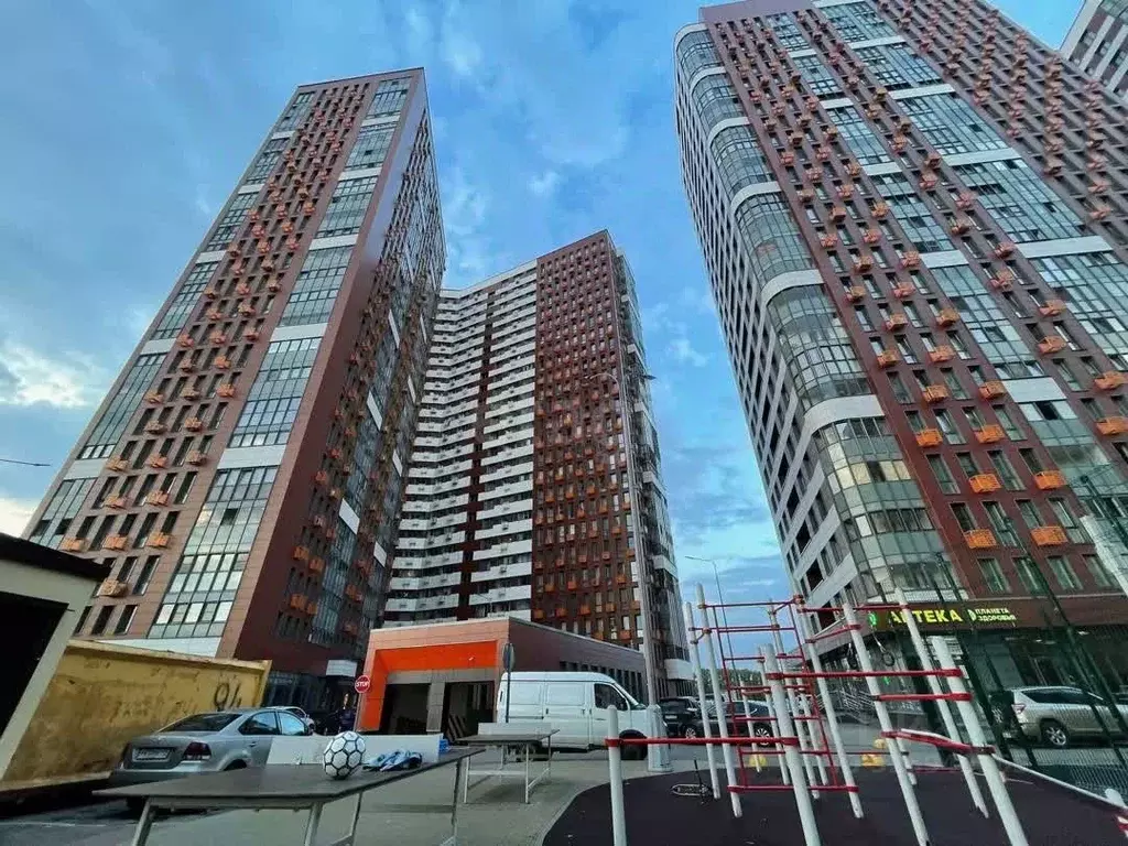 2-к кв. Московская область, Химки 9 Мая ул., 21к3 (58.5 м) - Фото 1