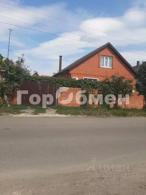 Дом в Воронежская область, Лискинский район, Давыдовское городское ... - Фото 1