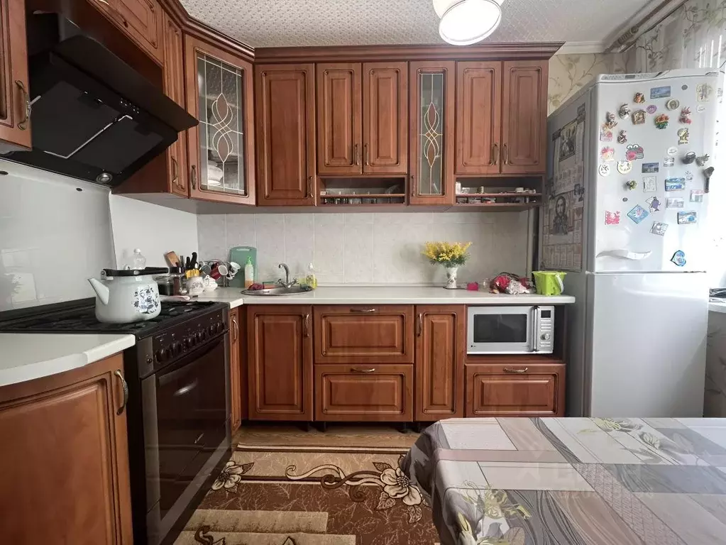 4-к кв. Белгородская область, Белгород ул. Щорса, 38 (78.6 м) - Фото 1