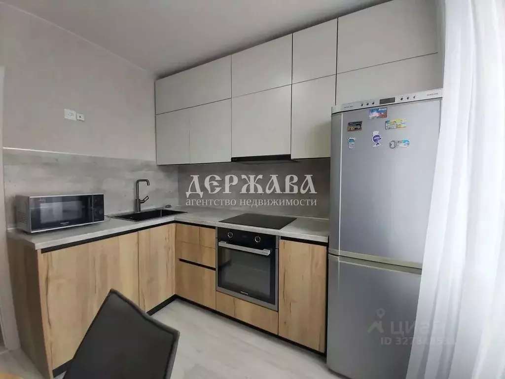 2-к кв. Белгородская область, Старый Оскол Степной мкр, 31 (54.0 м) - Фото 1