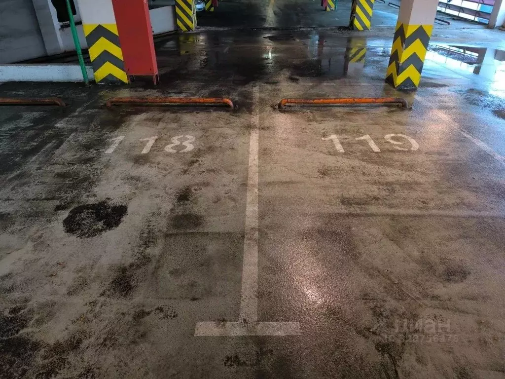 Гараж в Москва Беловежская ул., 12 (3 м) - Фото 2