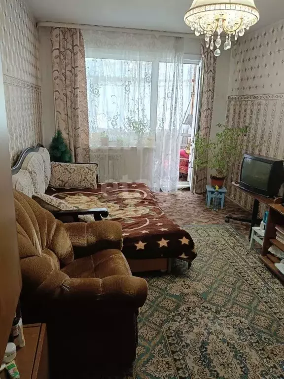 1-к кв. Иркутская область, Ангарск 32-й мкр, 7 (40.0 м) - Фото 0