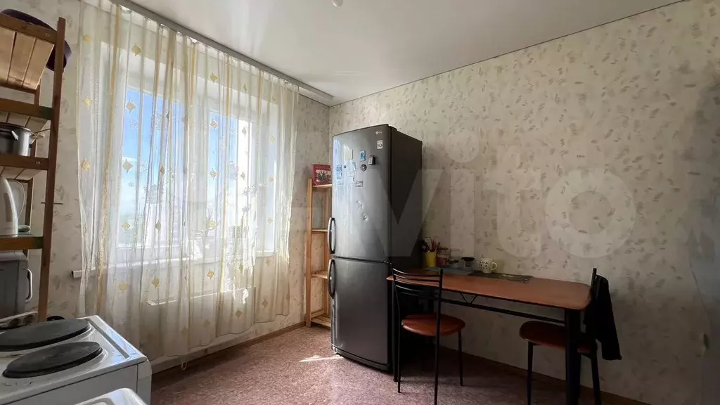 1-к. квартира, 43 м, 8/10 эт. - Фото 0