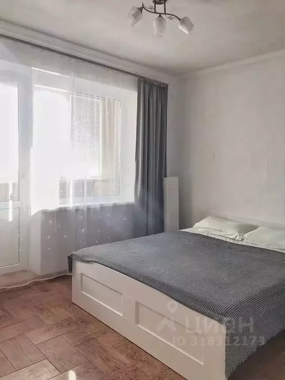 1-к кв. Крым, Сакский район, с. Штормовое ул. Ленина, 6 (28.0 м) - Фото 0