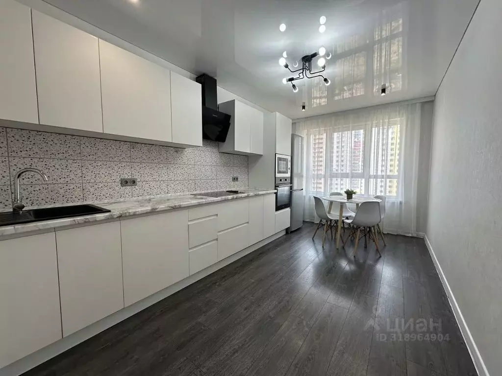 2-к кв. Татарстан, Казань ул. Братьев Батталовых, 20А (45.0 м) - Фото 0