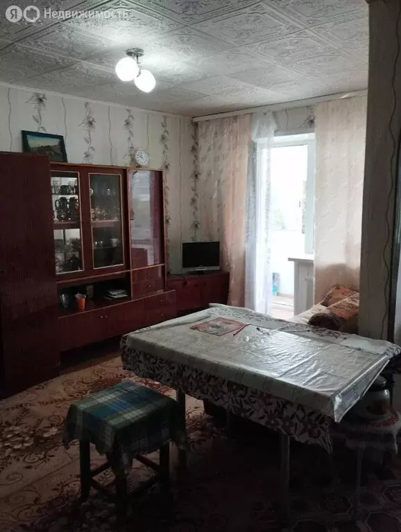 1-комнатная квартира: Богданович, улица Гагарина, 17 (32 м) - Фото 0