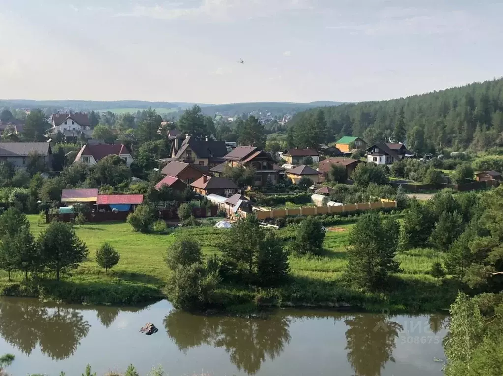 Участок в Свердловская область, Сысертский городской округ, с. ... - Фото 1