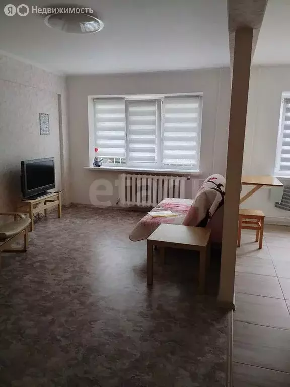3-комнатная квартира: Омск, улица Химиков, 48 (53.4 м) - Фото 1