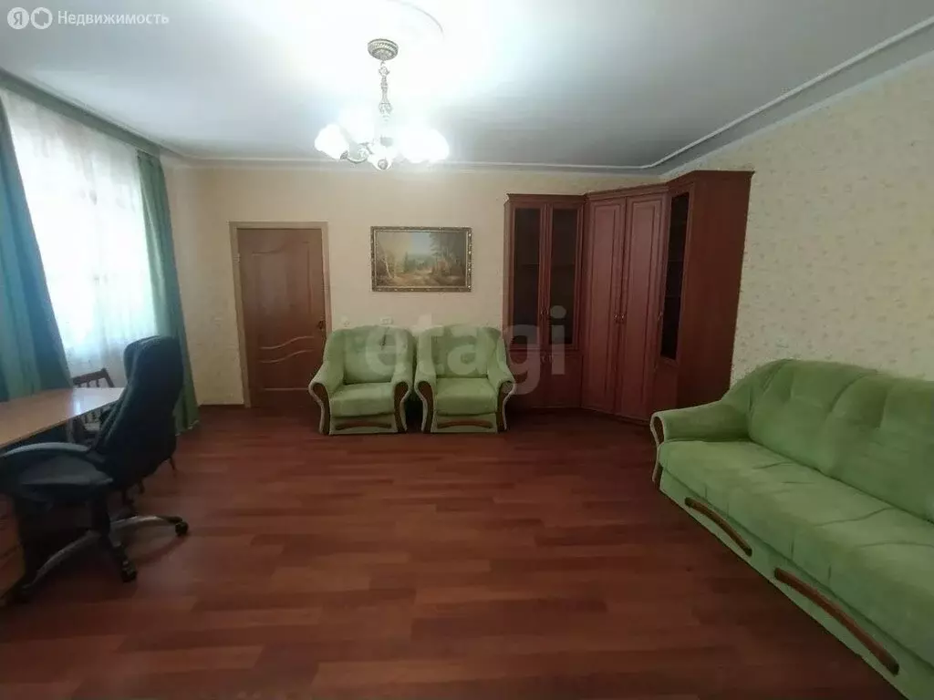 Дом в Симферополь, улица Шахтёров (132.1 м) - Фото 1