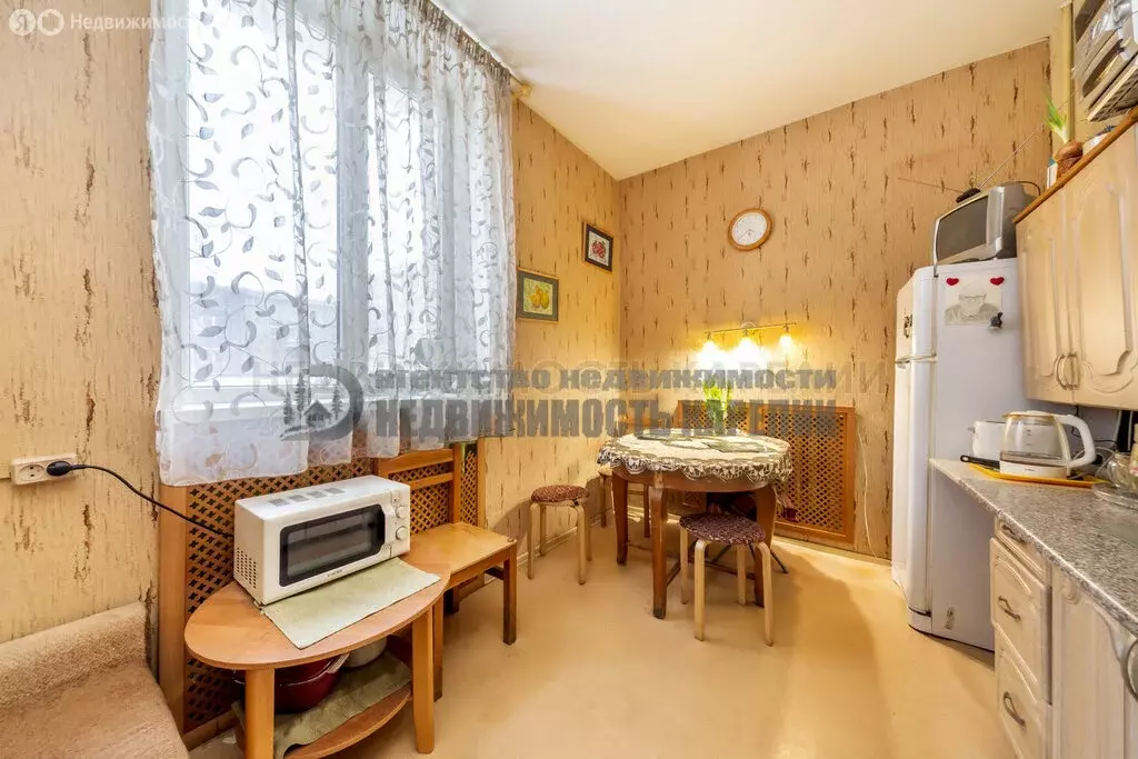 3-комнатная квартира: Петрозаводск, улица Германа Титова, 12 (88 м) - Фото 1