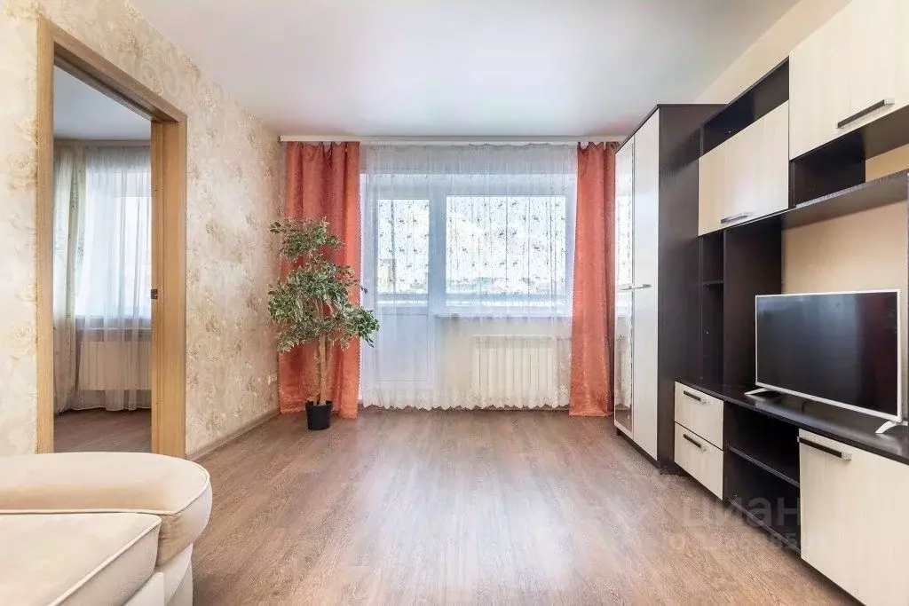3-к кв. Нижегородская область, Нижний Новгород ул. Максима Горького, ... - Фото 1