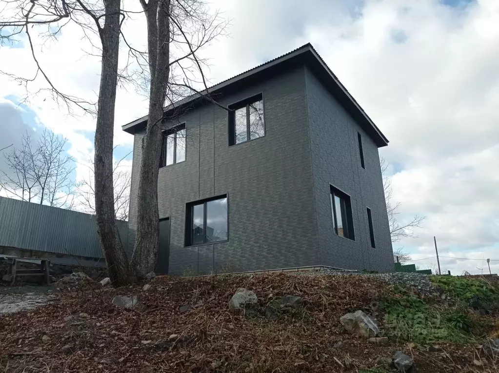 Дом в Приморский край, Владивосток ул. Бианки, 45 (99 м) - Фото 1