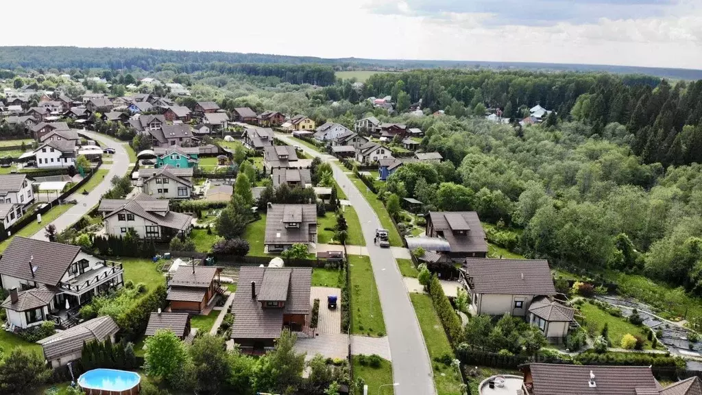 Участок в Московская область, Истра муниципальный округ, д. Падиково ... - Фото 1