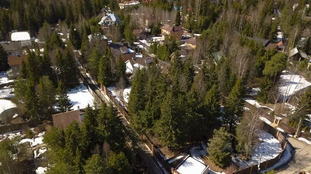 Участок в Московская область, Наро-Фоминский городской округ, д. ... - Фото 1