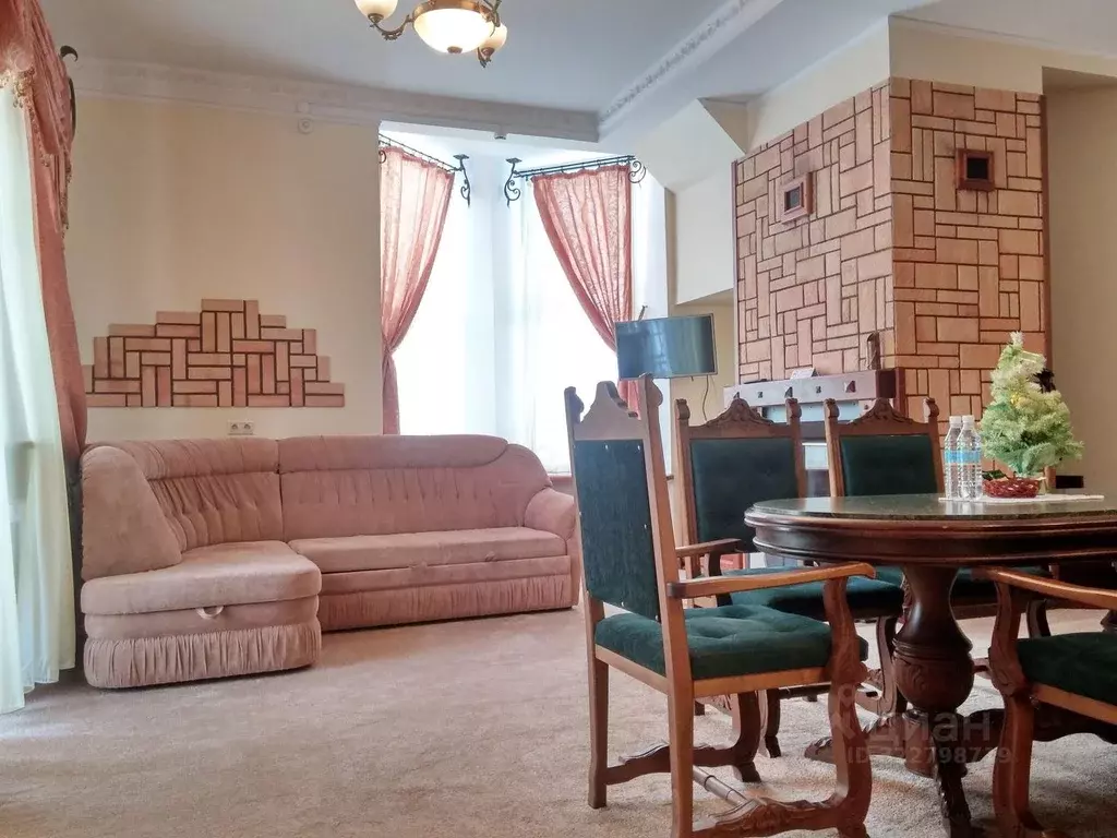 Комната Алтайский край, Белокуриха ул. Славского, 61 (80.0 м) - Фото 1