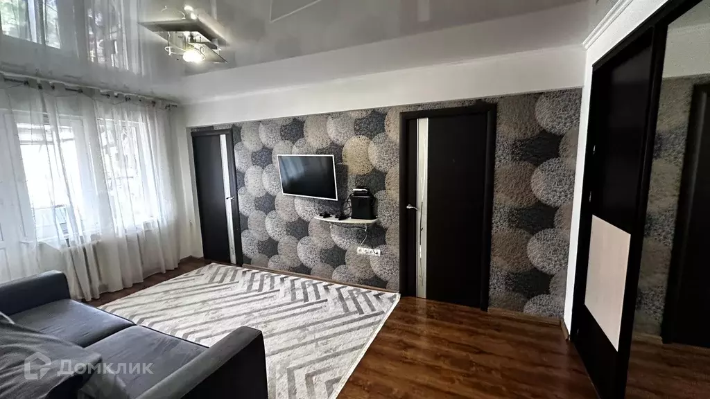 Продаётся 4-к квартира, 59 м - Фото 1