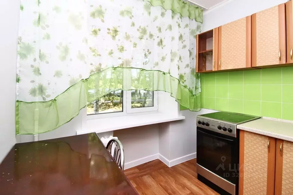 1-к кв. Тюменская область, Тюмень ул. 50 лет ВЛКСМ, 67 (29.9 м) - Фото 1