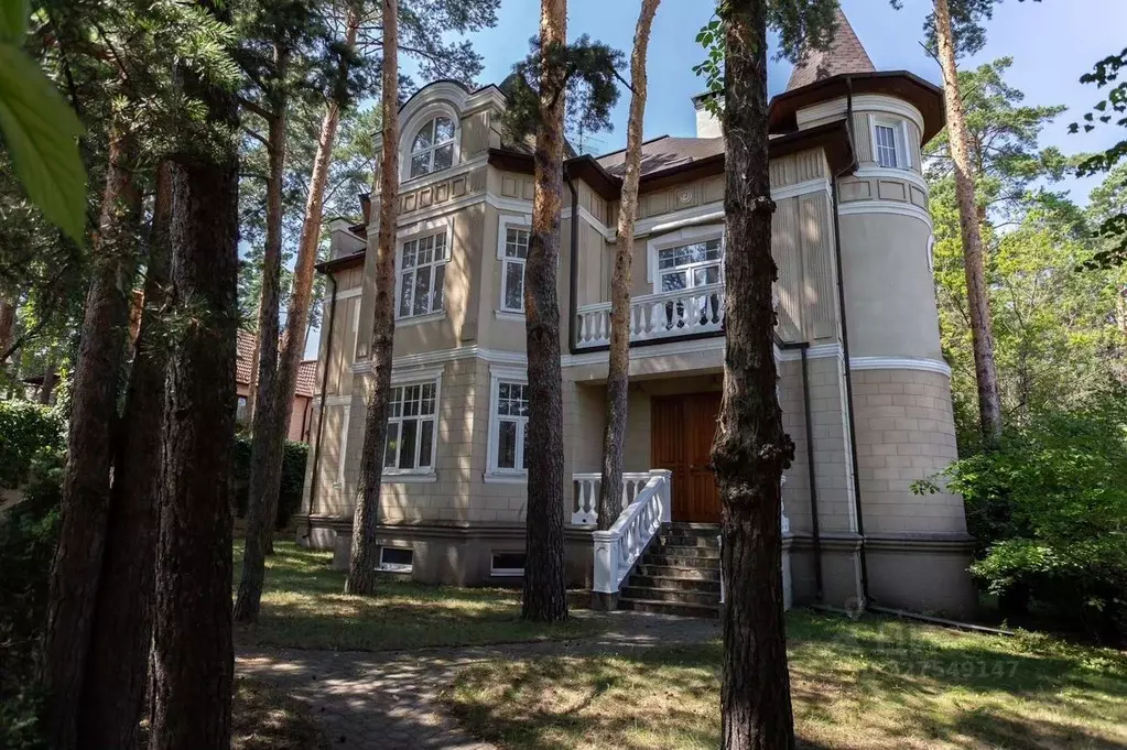 Коттедж в Московская область, Одинцовский городской округ, д. Барвиха, ... - Фото 1