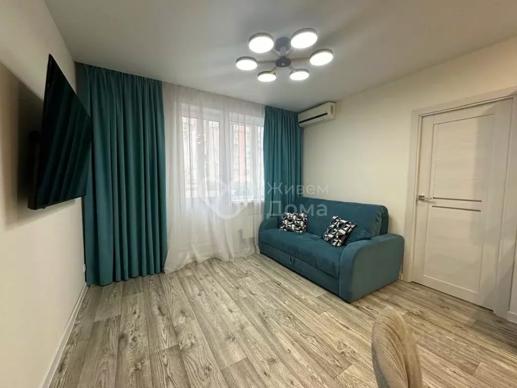 2-к кв. Волгоградская область, Волгоград ул. 64-й Армии, 137А (48.2 м) - Фото 0