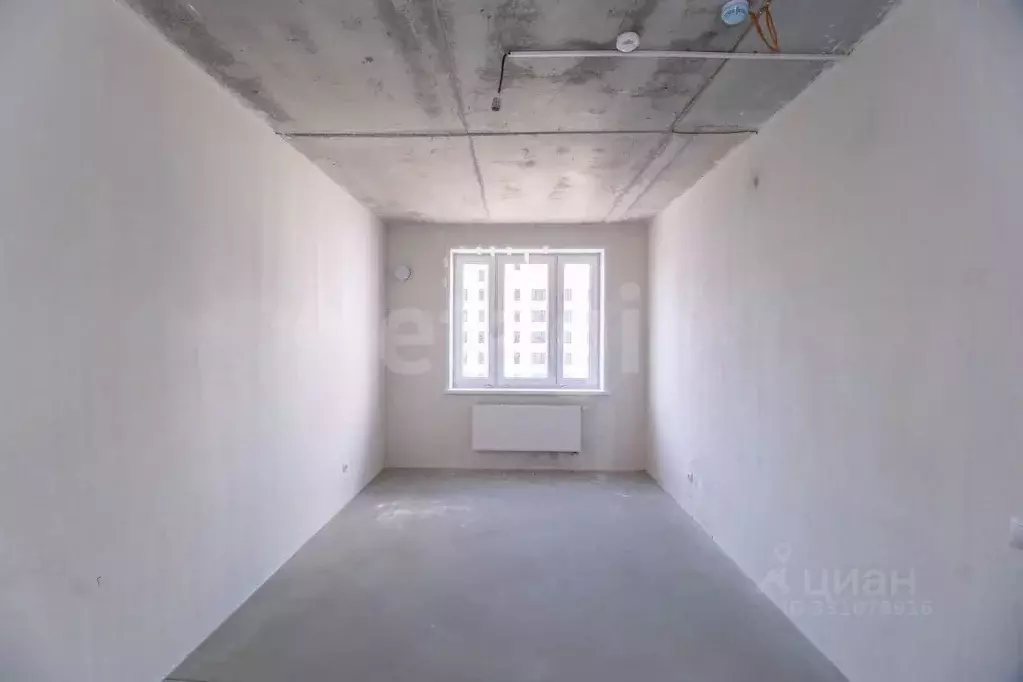 3-к кв. Тюменская область, Тюмень Новгородская ул., 14 (86.0 м) - Фото 1