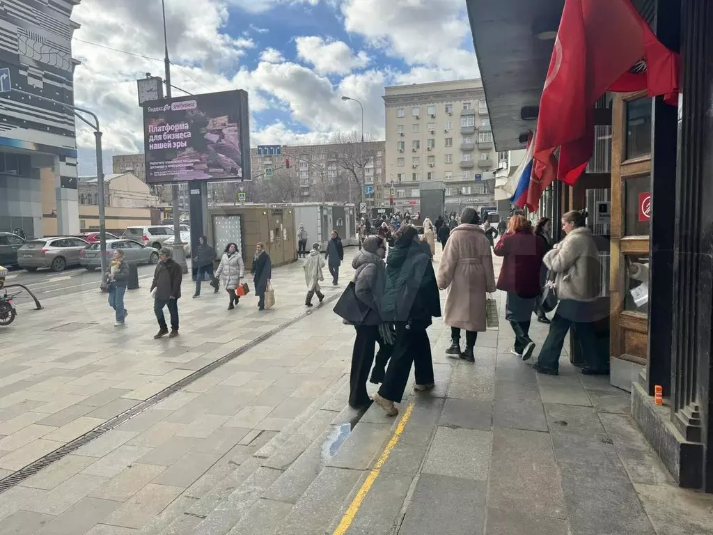 Эксклюзивное торговое помещение 10 м в проходном - Фото 0
