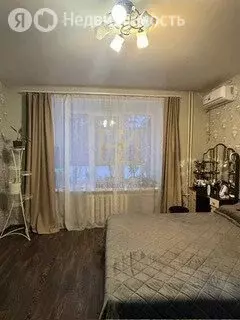 4-комнатная квартира: Челябинск, Российская улица, 13 (81.7 м) - Фото 0