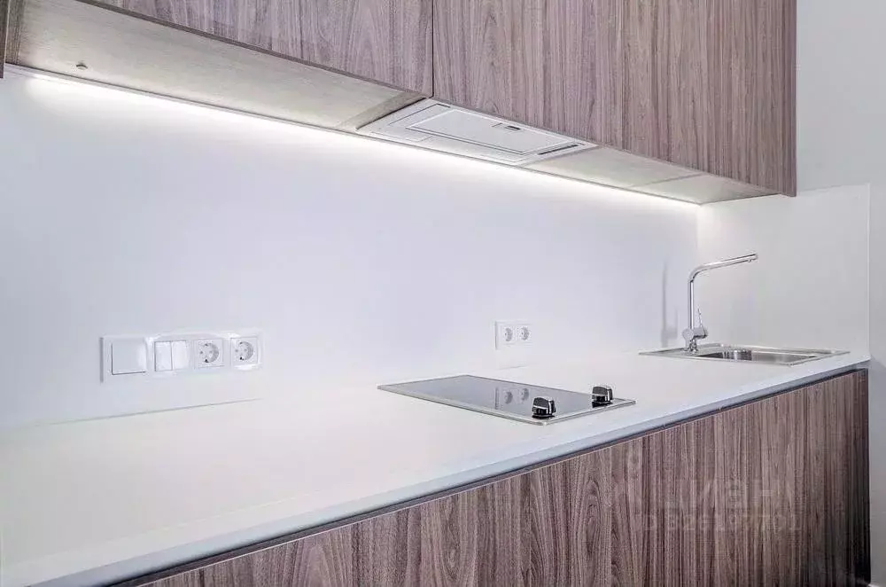 Студия Воронежская область, Воронеж ул. 9 Января, 68/2к3 (27.0 м) - Фото 1