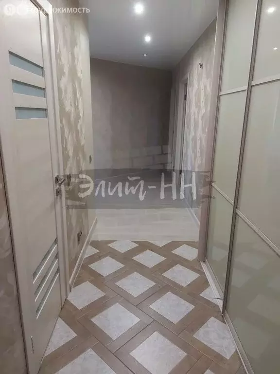 3-комнатная квартира: Бор, улица Луначарского, 208 (111.6 м) - Фото 1