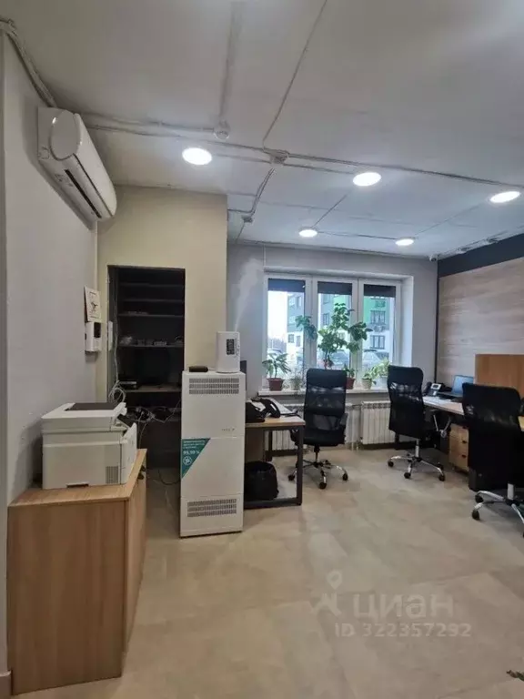 Офис в Нижегородская область, Нижний Новгород ул. Родионова, 202/1 (69 ... - Фото 1