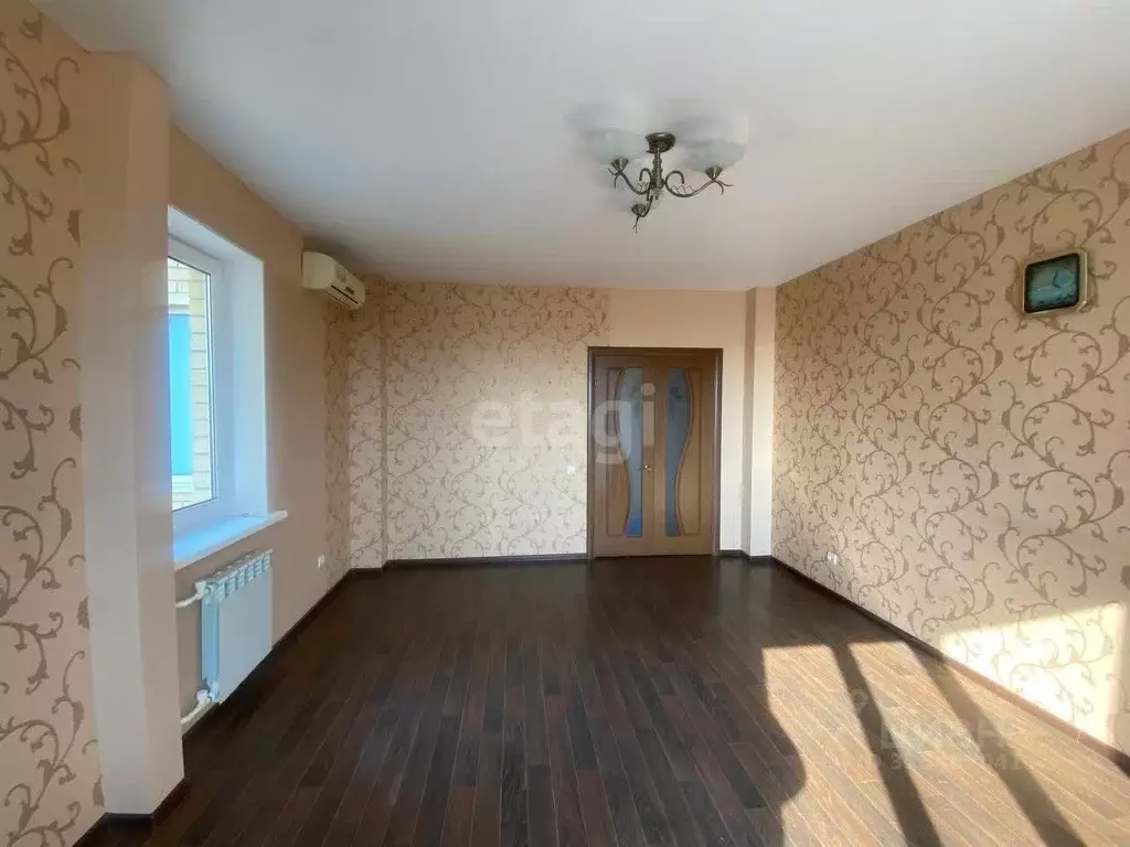 1-к кв. Астраханская область, Астрахань пл. Карла Маркса, 3к1 (50.4 м) - Фото 1