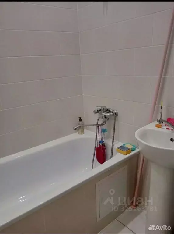 3-к кв. Омская область, Омск Городок Нефтяников мкр, просп. Культуры, ... - Фото 2