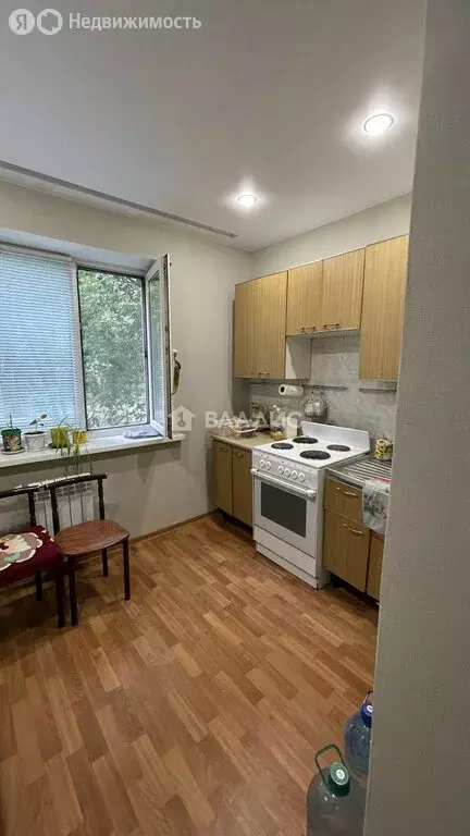 3-комнатная квартира: Свободный, Народная улица, 24 (64.5 м) - Фото 1