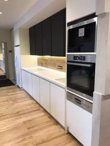 Продается 3-комнатная квартира - Фото 1